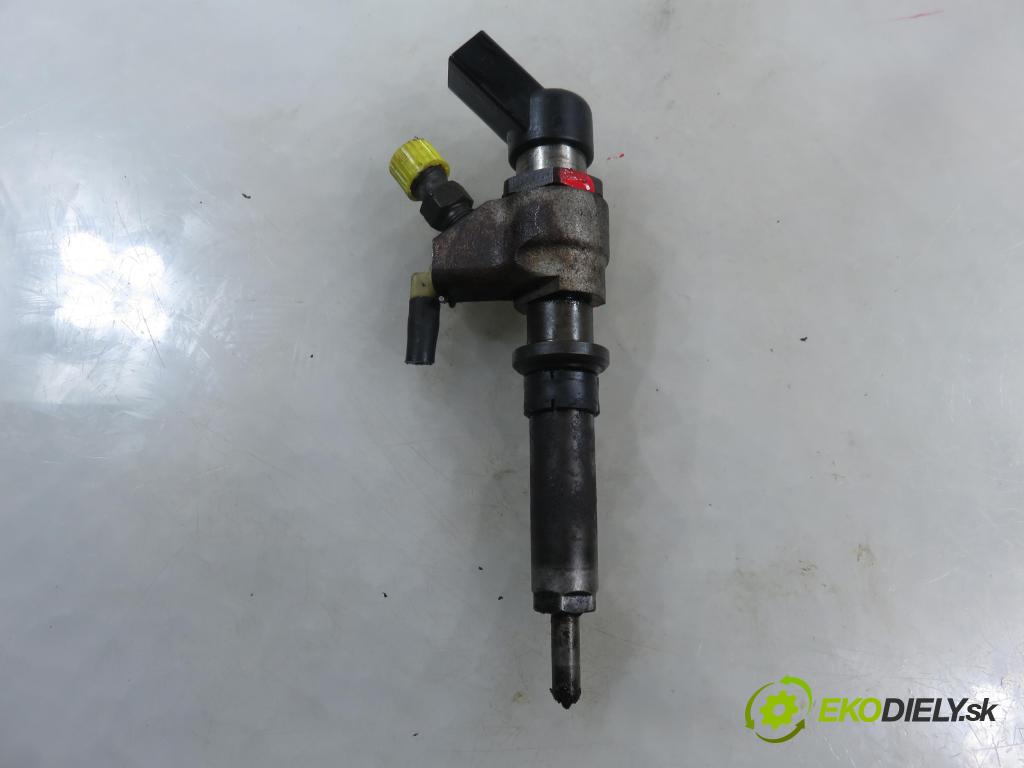 PEUGEOT PARTNER Combispace (5F) KOMBIVAN 2004 66,00 2.0 HDI - RHY (DW10TD) 1997,00 vstrekovač 9652173780 (Vstrekovač paliva)