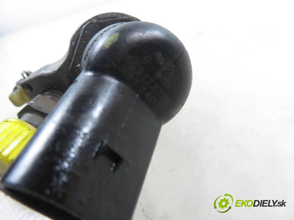 PEUGEOT PARTNER Combispace (5F) KOMBIVAN 2004 66,00 2.0 HDI - RHY (DW10TD) 1997,00 vstrekovač 9652173780 (Vstrekovač paliva)