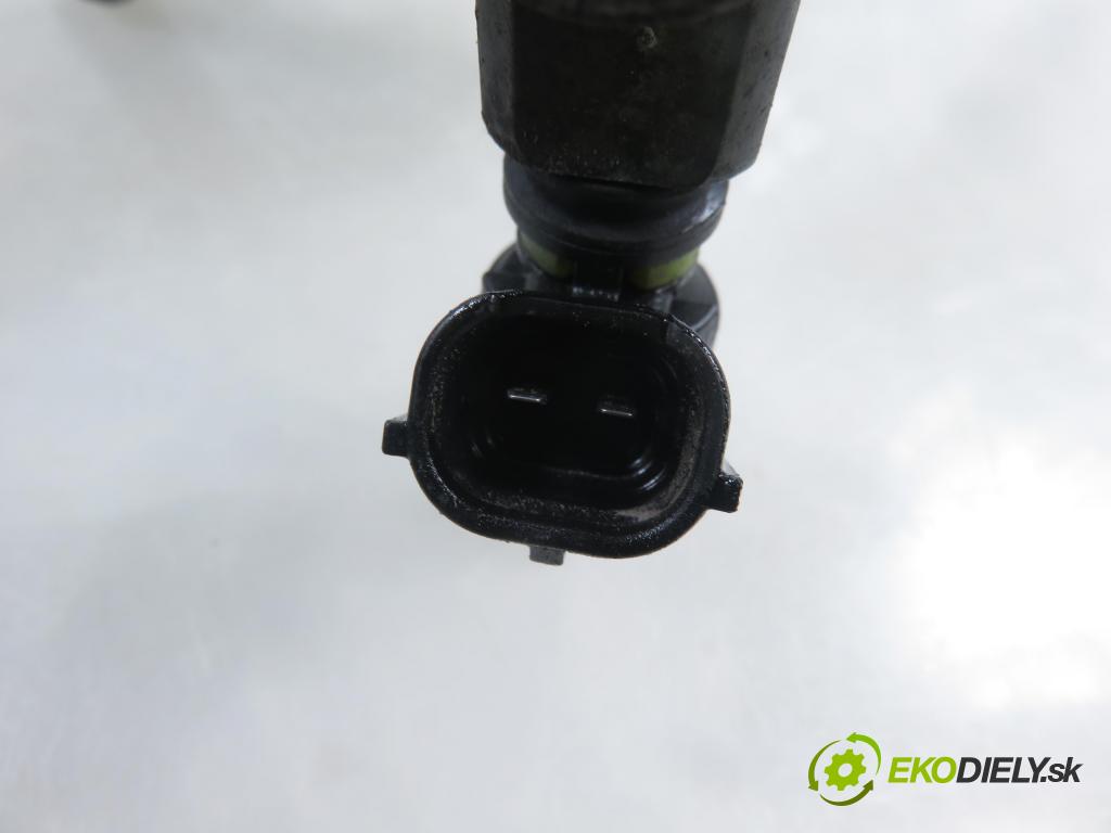 SUBARU FORESTER (SG_) KOMBI 2006 92,00 2.0 AWD 125 - EJ201 1994,00 lišta vstřikovací FBYCG50 (Vstřikovací lišta)