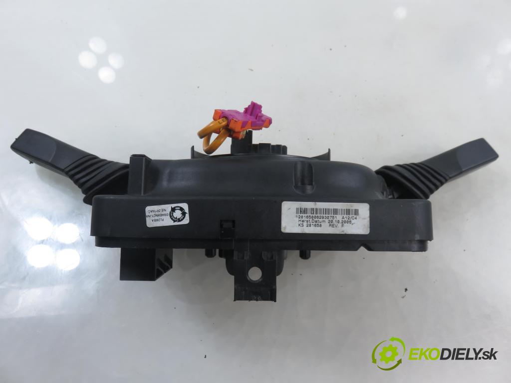 OPEL ASTRA H GTC (L08) HB 2006 74,00 1.7 CDTi - Z 17 DTH 1686,00 páčka/prepínač 13250221GC