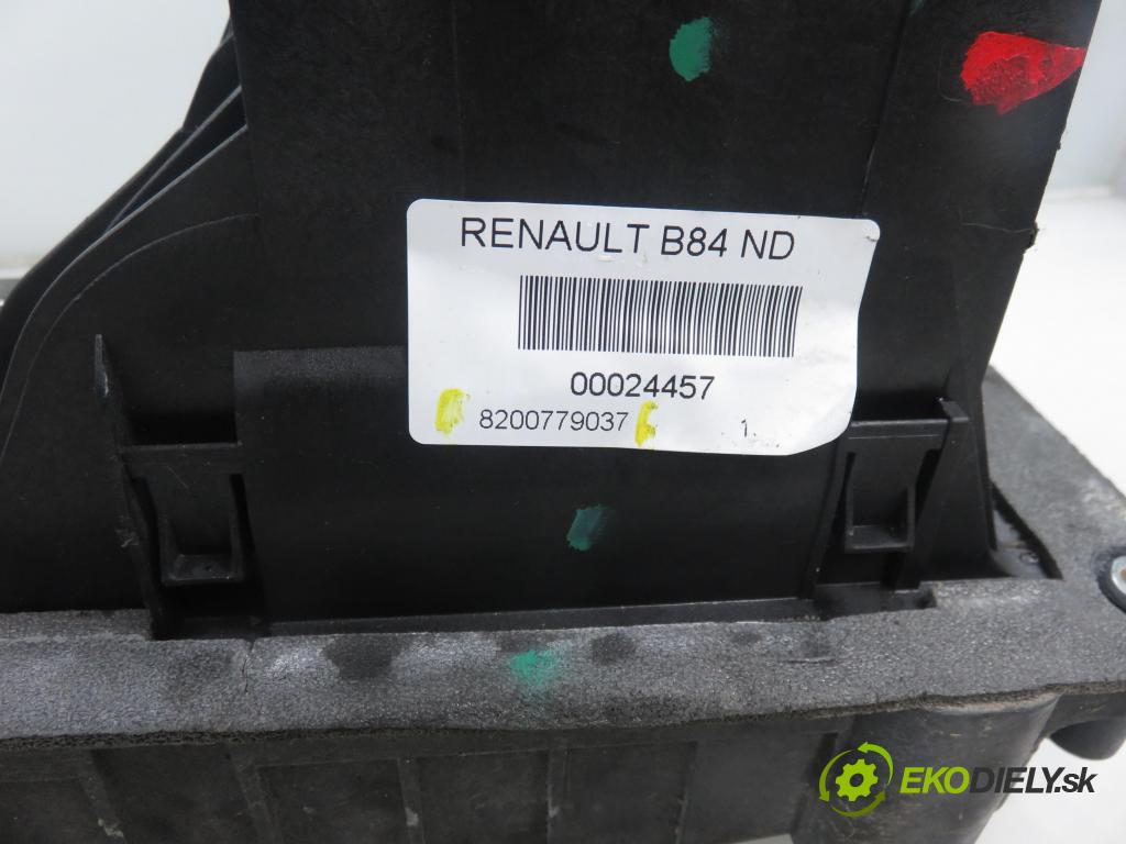 RENAULT MEGANE II Kombi (KM0/1_) KOMBI 2008 96,00 1.9 dCi 131 - F9Q 804 1870,00 ZVEDÁK: 8200779037