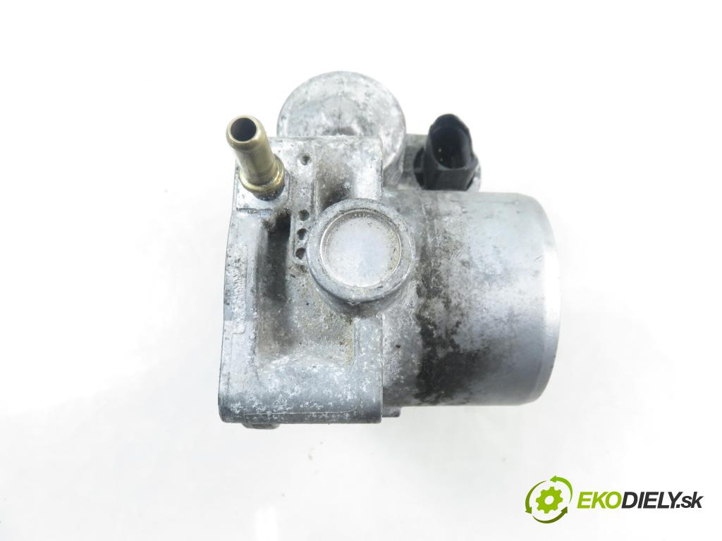 RENAULT MEGANE II (BM0/1_, CM0/1_) HB 2003 99,00 2.0 16V 135 - F4R 770 1998,00 Škrtiaca klapka 8200190230 ; 8200171134B (Škrtiaca klapka)