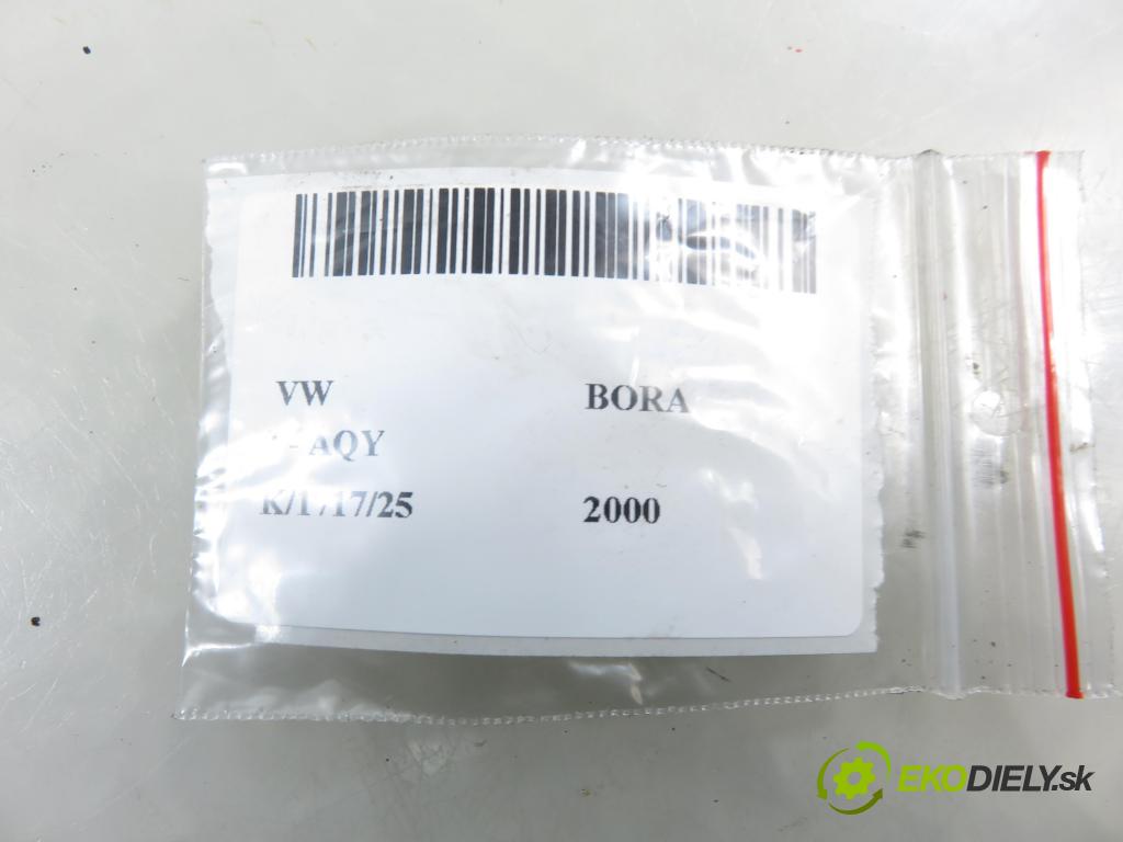 VW BORA (1J2) SEDAN 2000 85,00 2 - AQY 1984,00 Potrubie 06A1332068