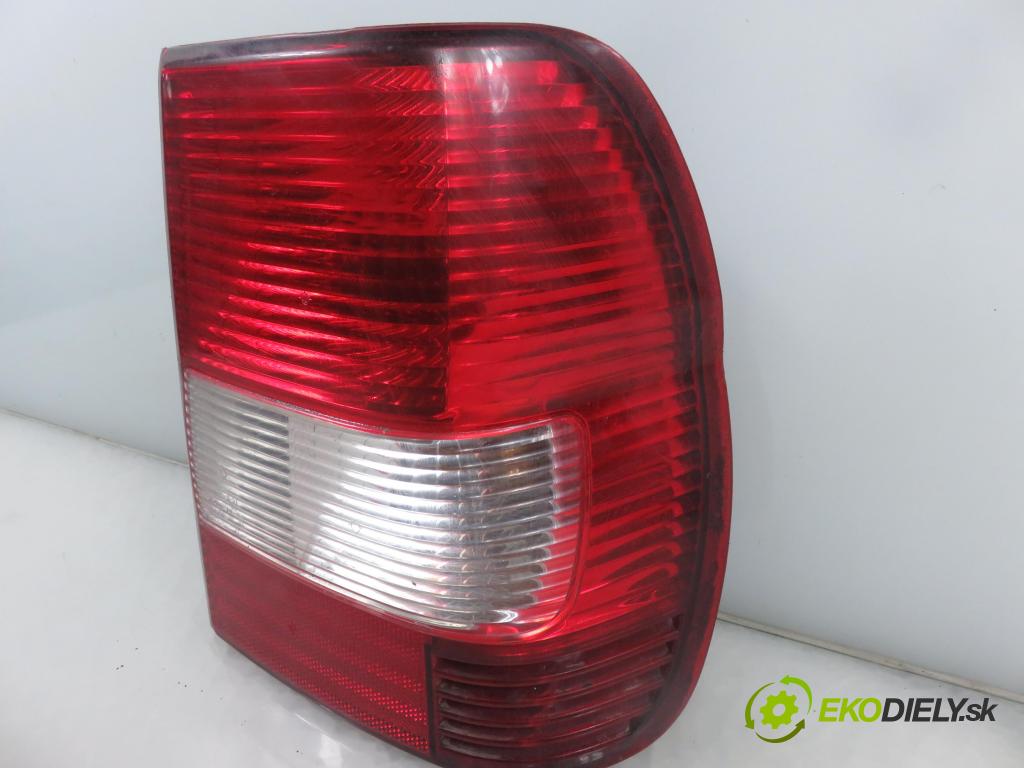 MITSUBISHI PAJERO PININ (H6_W, H7_W) SUV 2005 84,00 1.8 (H76W, H66W) - 4G93 (SOHC 16V) 1834,00 Svetlo pravé zadné MR416092