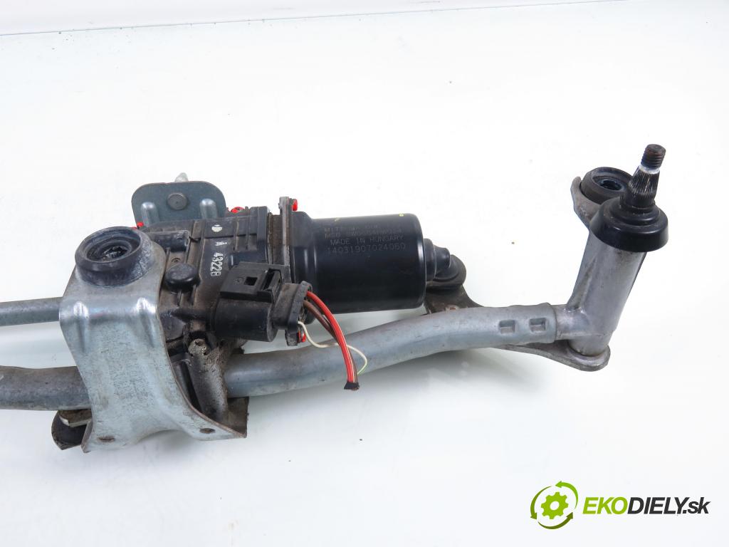 VW TIGUAN (5N_) SUV 2014 130,00 2.0 TDI 4motion - CFGC 1968,00 Motorček stieračov 5N1955023D ; 5N1955119B