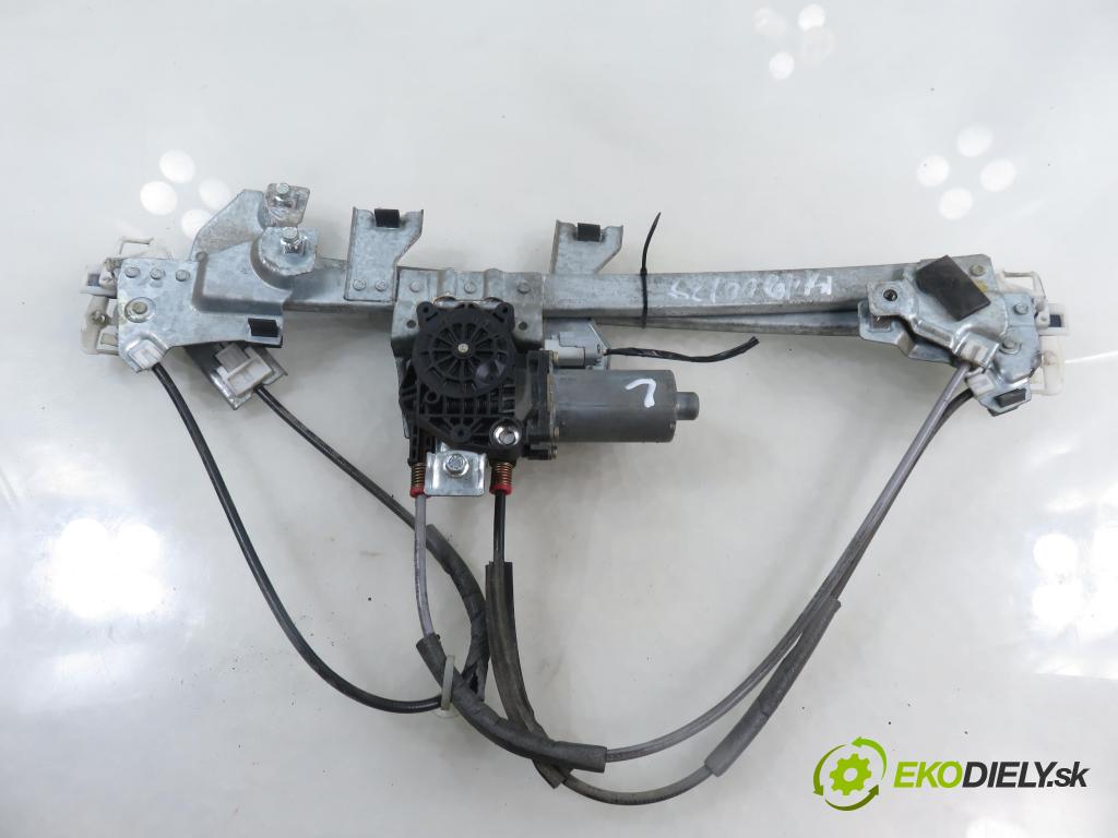 PEUGEOT PARTNER Combispace (5F) KOMBIVAN 2003 66,00 2.0 HDI - RHY (DW10TD) 1997,00 Mechanizmus okien 0130821763