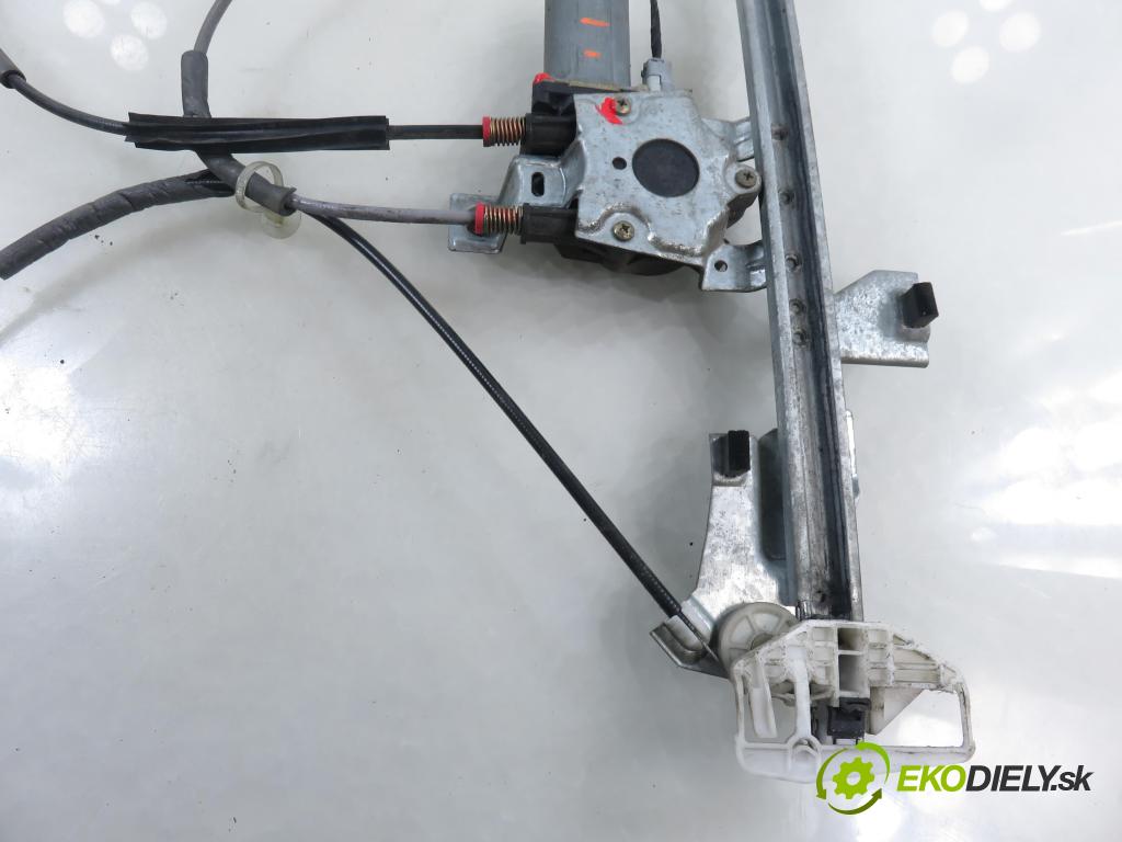 PEUGEOT PARTNER Combispace (5F) KOMBIVAN 2003 66,00 2.0 HDI - RHY (DW10TD) 1997,00 Mechanizmus okien 0130821763