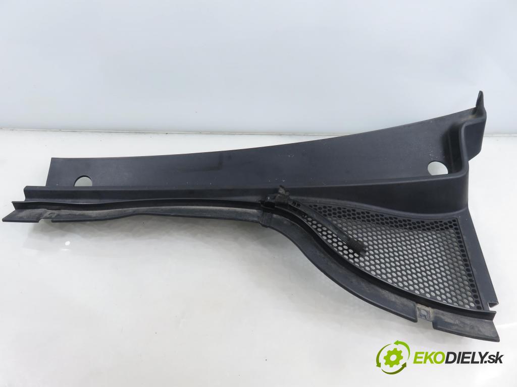 VW TIGUAN (5N_) SUV 2014 130,00 2.0 TDI 4motion - CFGC 1968,00 torpédo plast pod čelní okno 5N1819404A ; 5N1819403 (Plast pod čelním sklem)