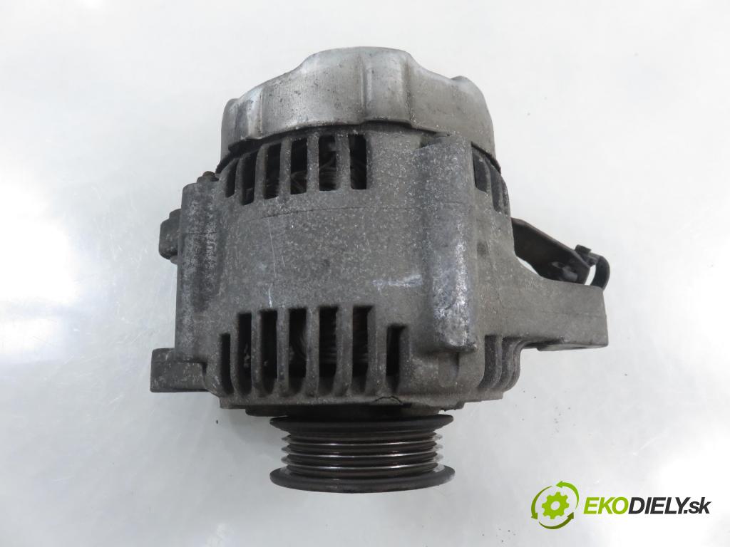 TOYOTA YARIS (_P1_) HB 2001 63,00 1.3 VVTi 86 - 2NZ-FE 1299,00 Alternátor 2706021010 (Alternátor)