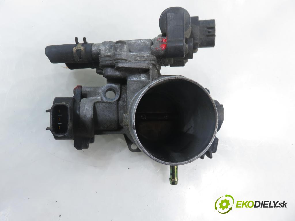 TOYOTA YARIS (_P1_) HB 2001 63,00 1.3 VVTi 86 - 2NZ-FE 1299,00 Škrtiaca klapka 8945220130 ; 1985001071 (Škrtiaca klapka)