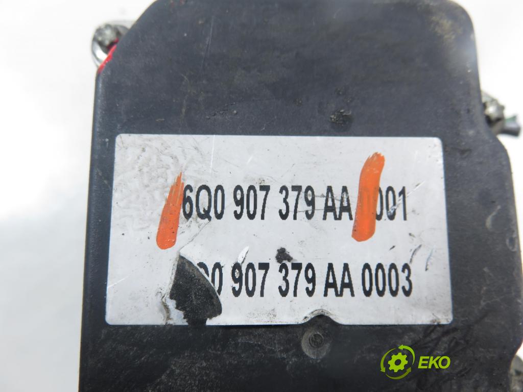VW POLO (9N_) HB 2004 55,00 1.4 TDI PD 75 - AMF 1422,00 Pumpa ABS 0265800363 ; 6Q0907379AA (Pumpa ABS)