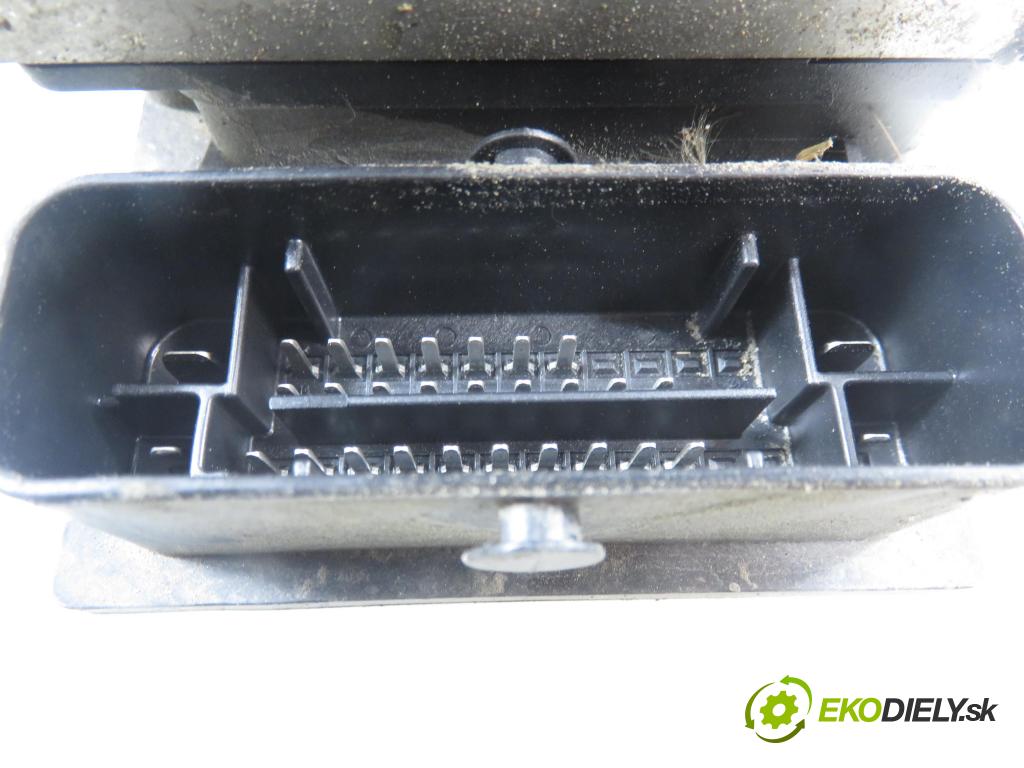 VW POLO (9N_) HB 2004 55,00 1.4 TDI PD 75 - AMF 1422,00 Pumpa ABS 0265800363 ; 6Q0907379AA (Pumpa ABS)