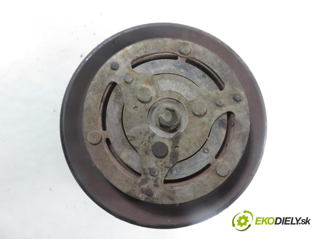 TOYOTA YARIS (_P1_) HB 2001 63,00 1.3 VVTi 86 - 2NZ-FE 1299,00 KOMPRESOR: klimatizácie 4472206067 (Kompresor klimatizácie)