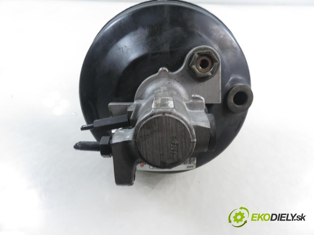 AUDI A4 (8D2, B5) SEDAN 2000 81,00 1.9 TDI 110 - AFN 1896,00 Posilovač 4B3612105A (Servočerpadlo)