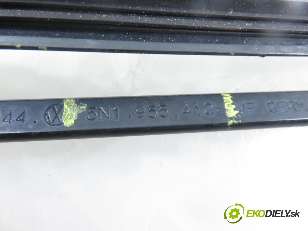 VW TIGUAN (5N_) SUV 2014 130,00 2.0 TDI 4motion - CFGC 1968,00 RAMENO: stierače LP 5N1955409 ; 5N1955410