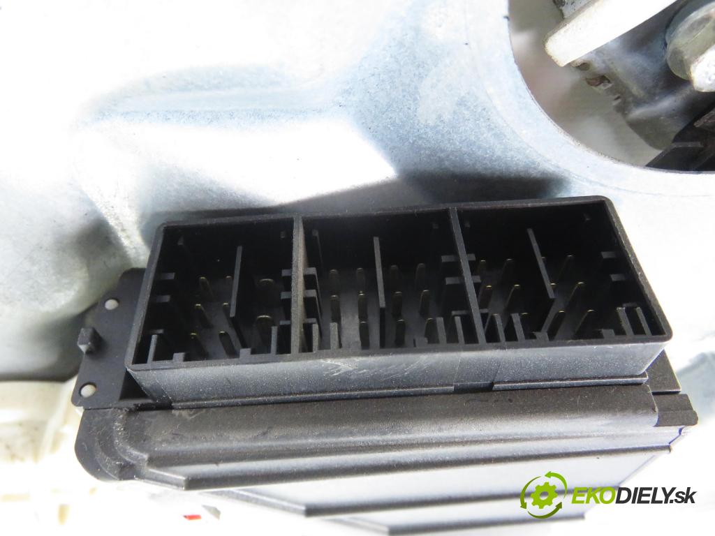 SEAT IBIZA III (6L1) HB 2003 55,00 1.4 TDI 75 - AMF 1422,00 Mechanizmus okien 6L3837751BF ; 6Q2959802A ; 6L3837755L