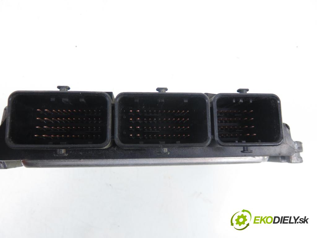 RENAULT MEGANE II Kombi (KM0/1_) KOMBI 2008 96,00 1.9 dCi 131 - F9Q 804 1870,00 Riadiaca jednotka Motor 0281013907 ; 8200705747 ; 8200705748