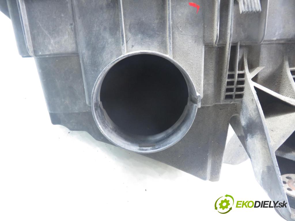 VW TRANSPORTER V Skrzynia (7HA, 7HH, 7EA, 7EH) FURGON 2005 77,00 1.9 TDI PD 105 - AXB 1896,00 Obal filtra vzduchu 7H0129601C (Obal vzduchového filtra)