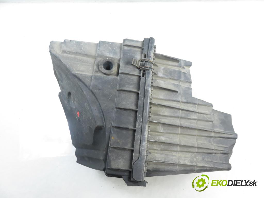 VW TRANSPORTER V Skrzynia (7HA, 7HH, 7EA, 7EH) FURGON 2005 77,00 1.9 TDI PD 105 - AXB 1896,00 Obal filtra vzduchu 7H0129601C (Obal vzduchového filtra)