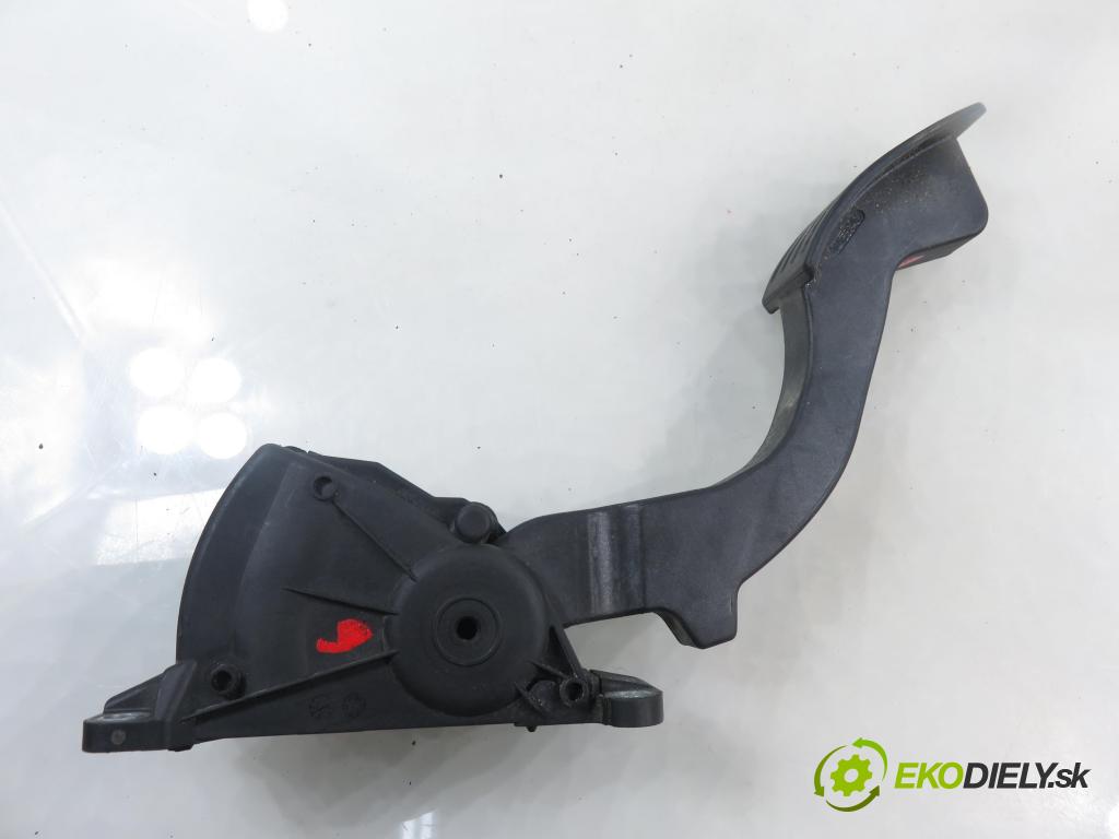 FORD FOCUS II (DA_, HCP) HB 2005 85,00 1.6 Ti - HXDA 1596,00 Potenciometer plynu 4M519F836AH ; 6PV00864101 (Potenciometer plynového pedálu)