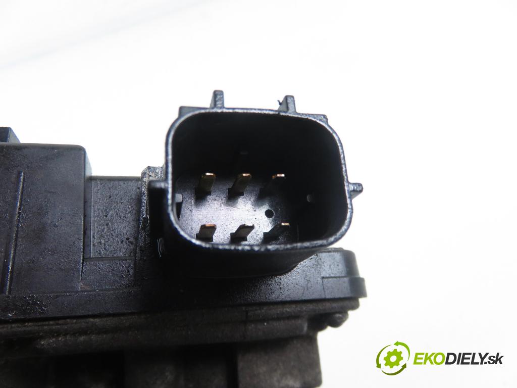 NISSAN ALMERA II Hatchback (N16) HB 2005 72,00 1.5 - QG15DE 1498,00 škrtíci klapka SERA57601 (Škrticí klapka)