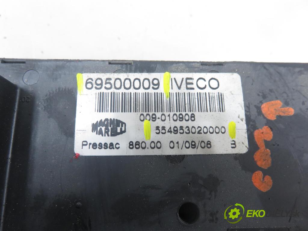 IVECO DAILY IV Skrzynia FURGON 2007 130,00 35C18 V, 35C18 V/P, 35S18 V, 35S18 V/P - F1CE0481H 2998,00 Skrinka POJISTKY: 554953020000 ; 69500009