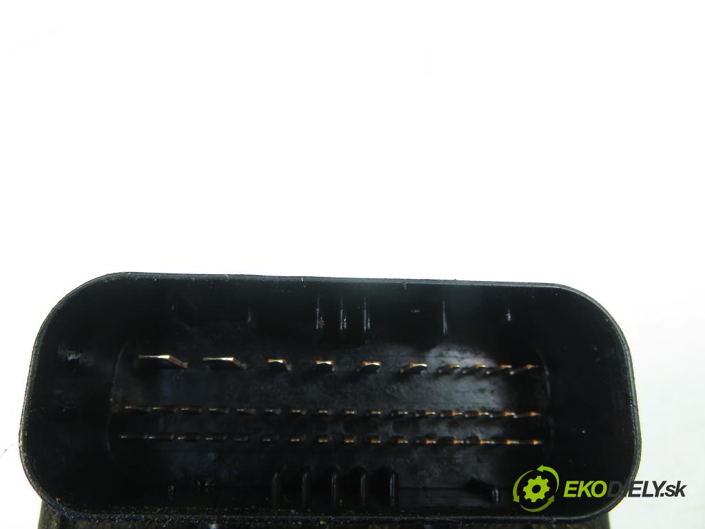 SEAT IBIZA III (6L1) HB 2003 55,00 1.4 TDI 75 - AMF 1422,00 Pumpa ABS 0265800003 (Pumpa ABS)