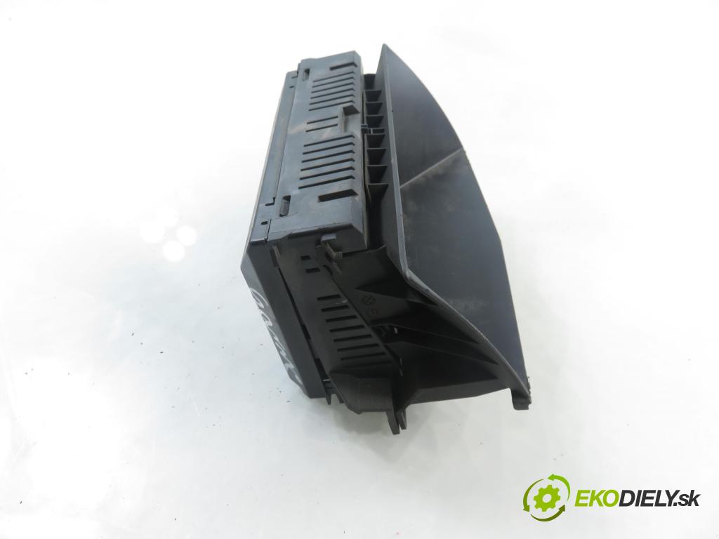 OPEL ASTRA H GTC (L08) HB 2006 74,00 1.7 CDTi - Z 17 DTH 1686,00 ZOBRAZIT: 13381053