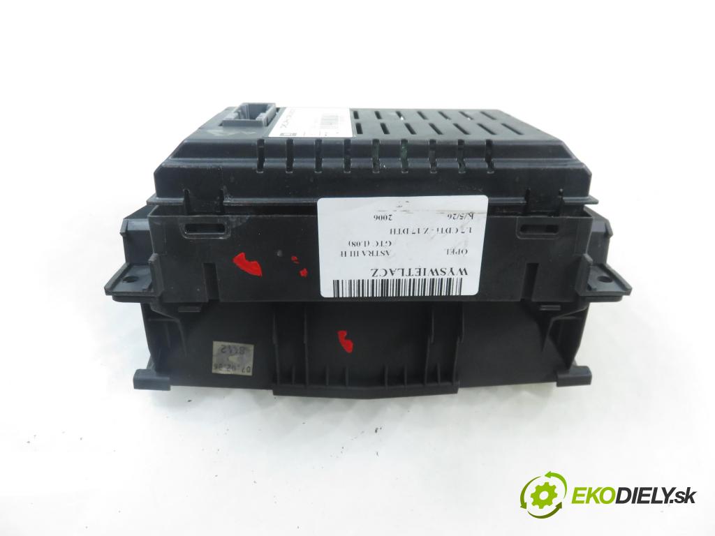 OPEL ASTRA H GTC (L08) HB 2006 74,00 1.7 CDTi - Z 17 DTH 1686,00 ZOBRAZIT: 13381053