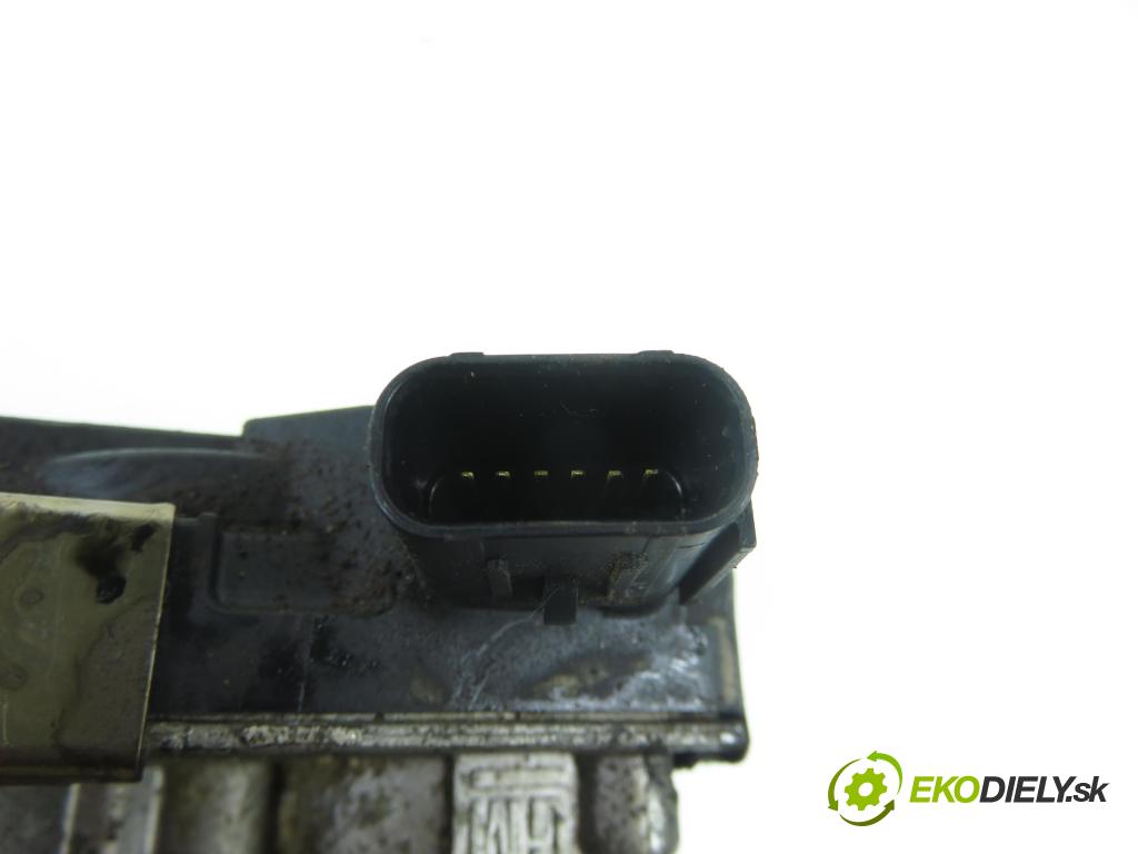 CHEVROLET CRUZE liftback (J305) HB 2012 120,00 2.0 Dsl - LNP 1998,00 Škrtiaca klapka RMA591 ; 25183238 (Škrtiaca klapka)