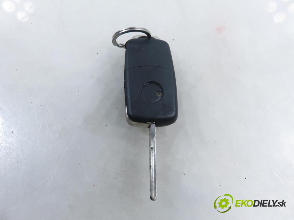 VW GOLF IV (1J1) HB 2002 81,00 1.6 FSI - BAD 1598,00 spinačka / zámky 4B0905851C