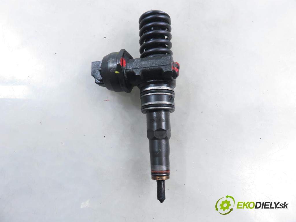 VW POLO (9N_) HB 2004 55,00 1.4 TDI PD 75 - AMF 1422,00 Vstrekovač 045130073T ; 04144720035 (Vstrekovač paliva)