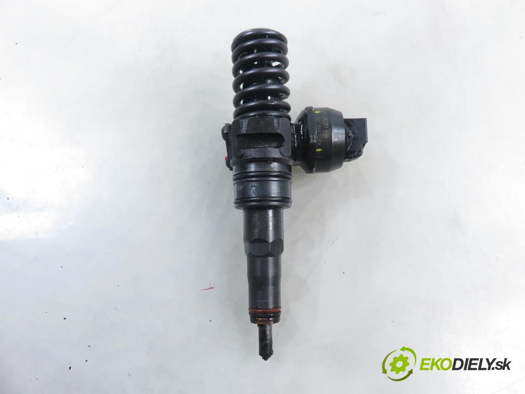 VW POLO (9N_) HB 2004 55,00 1.4 TDI PD 75 - AMF 1422,00 Vstrekovač 045130073T ; 0414720035 (Vstrekovač paliva)