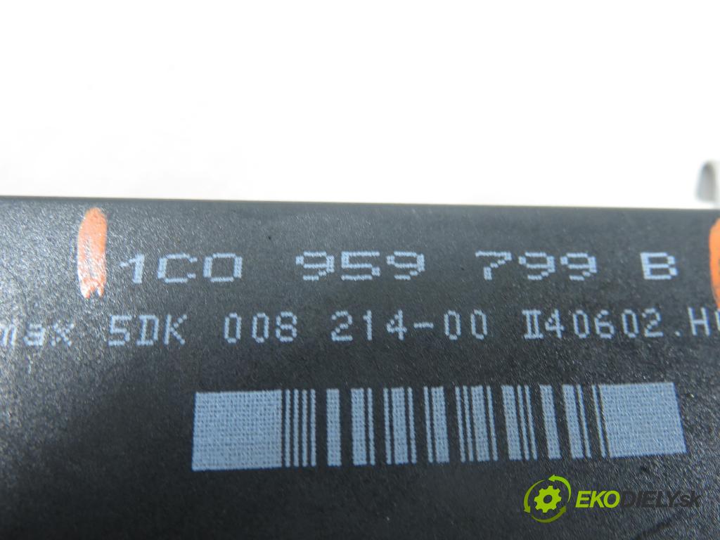VW GOLF IV (1J1) HB 2002 81,00 1.6 FSI - BAD 1598,00 MODUL komfortu 1C0959799B