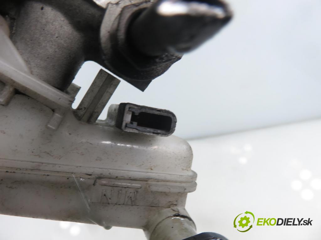 FORD FIESTA VI (CB1,CCN) HB 2011 51,00 1.4 TDCi - KVJA 1399,00 Posilovač 8V512B195LE ; 0204054083 (Servočerpadlo)