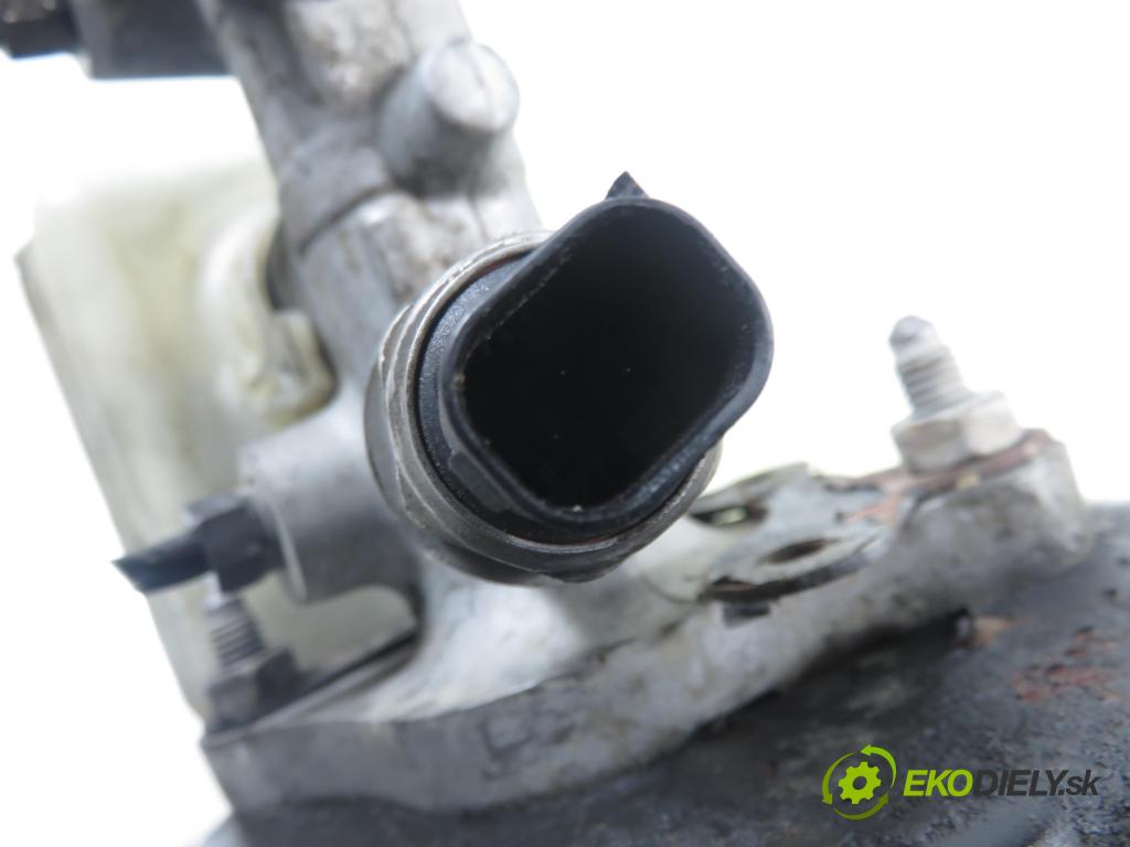 VW GOLF IV (1J1) HB 2002 81,00 1.6 FSI - BAD 1598,00 Posilovač 1J1614105T ; 03786435044 (Servočerpadlo)