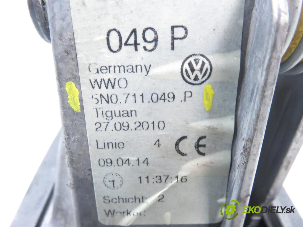 VW TIGUAN (5N_) SUV 2014 130,00 2.0 TDI 4motion - CFGC 1968,00 ZVEDÁK: 5N0711049P