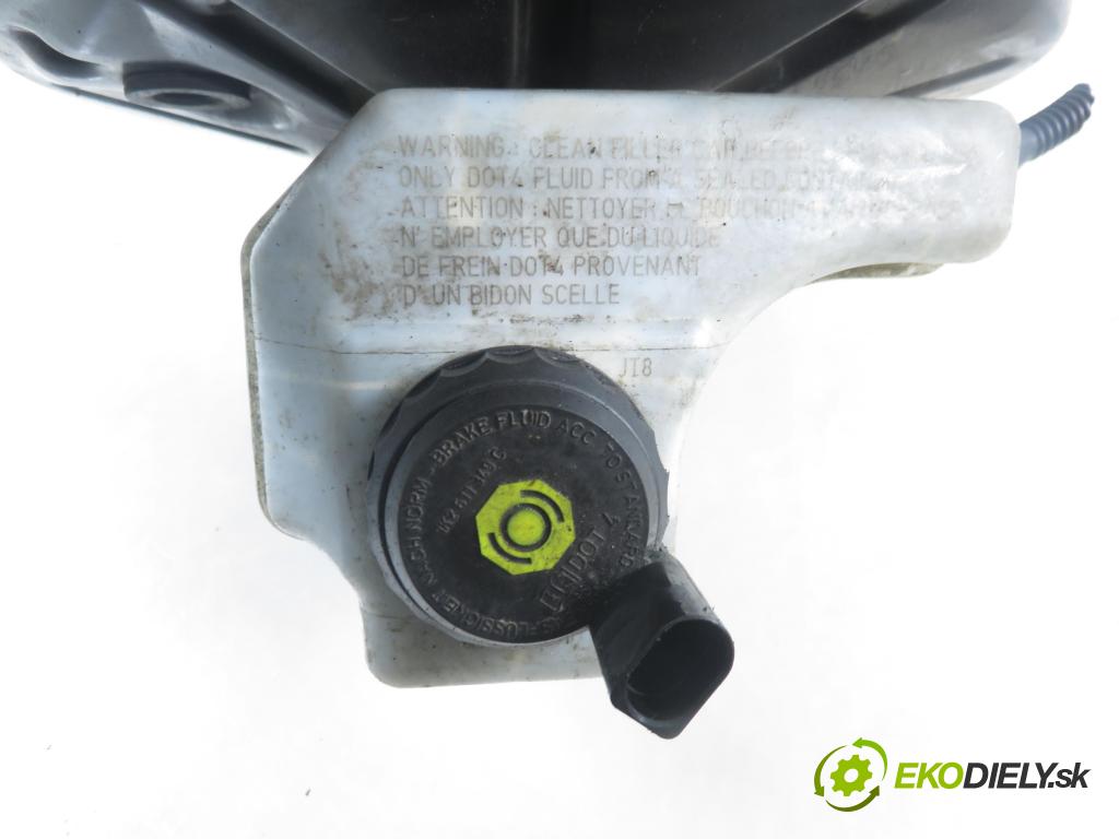 VW TIGUAN (5N_) SUV 2014 130,00 2.0 TDI 4motion - CFGC 1968,00 posilovač 3C1614105AP (Servočerpadlo)