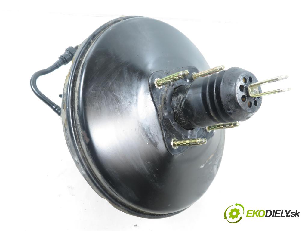 PEUGEOT 307 (3A/C) HB 2003 100,00 2.0 16V - RFN (EW10J4) 1997,00 Posilovač 9648368980 ; 0204024883 (Servočerpadlo)