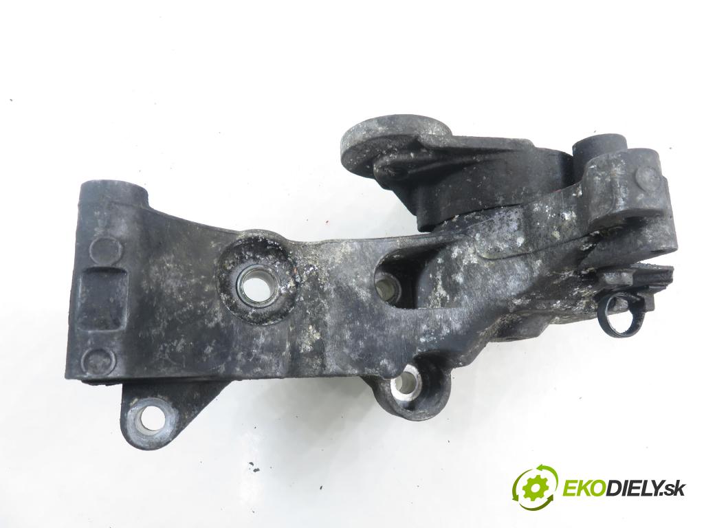 OPEL CORSA C (X01) HB 2002 55,00 1.7 DTI - Y 17 DT 1686,00 Uchytenie alternátora 897222554 ; 897184929
