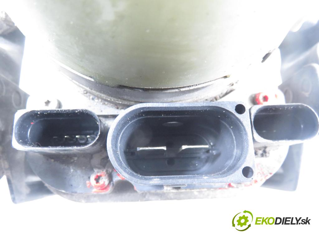 VW POLO (9N_) HB 2003 40,00 1.2 6V 54 - AWY 1198,00 Pumpa servočerpadlo 6Q0423156S ; 6Q1423051AJ ; 6Q2423051T