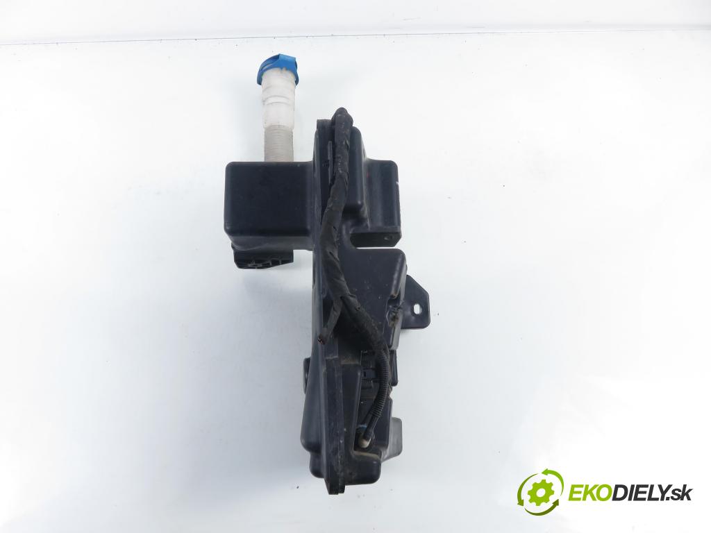 VW TIGUAN (5N_) SUV 2014 130,00 2.0 TDI 4motion - CFGC 1968,00 Nádržka ostrekovačov 5N0955453A ; 5N0955453F (Kľučka dverí ostatné)