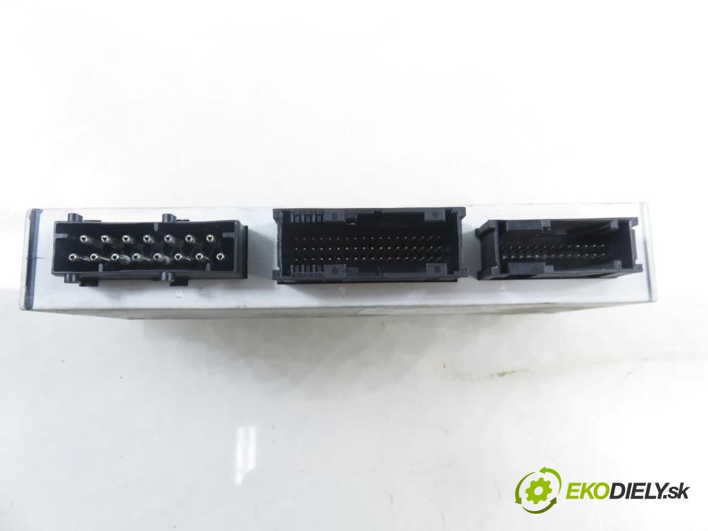 BMW 3 Compact (E46) HB 2002 85,00 1.8 316 ti 115 - N42 B18 A 1796,00 MODUL komfortu 6914367