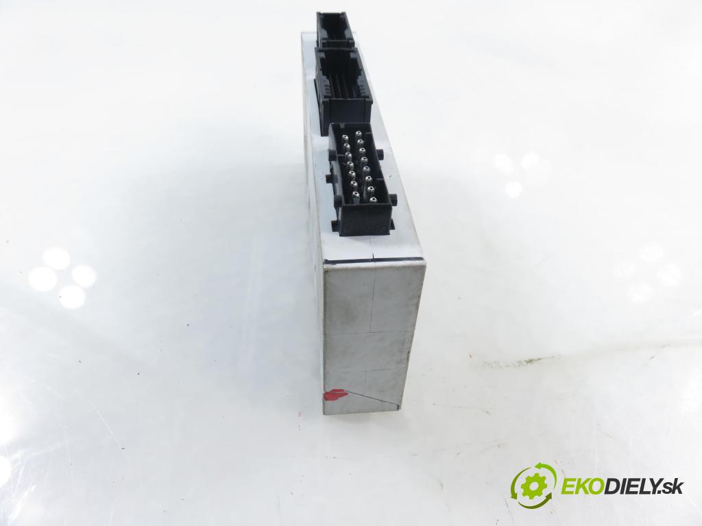 BMW 3 Compact (E46) HB 2002 85,00 1.8 316 ti 115 - N42 B18 A 1796,00 MODUL komfortu 6914367
