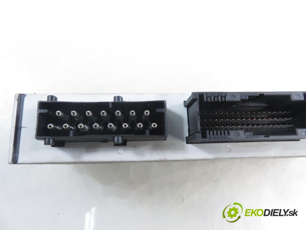 BMW 3 Compact (E46) HB 2002 85,00 1.8 316 ti 115 - N42 B18 A 1796,00 MODUL komfortu 6914367
