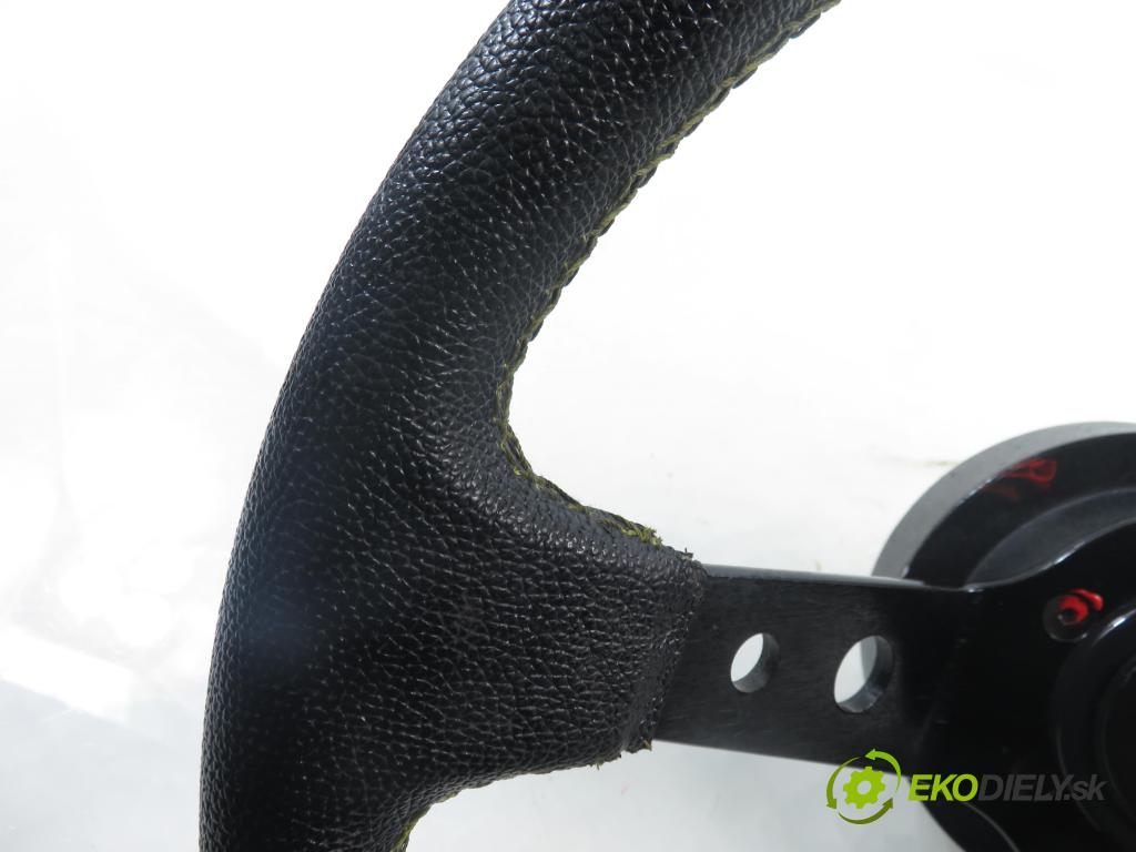 BMW 3 Compact (E46) HB 2002 85,00 1.8 316 ti 115 - N42 B18 A 1796,00 Volant  (Volant)