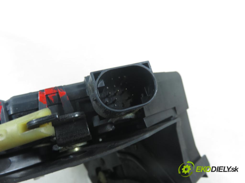 BMW 3 Compact (E46) HB 2002 85,00 1.8 316 ti 115 - N42 B18 A 1796,00 zámok 8253433