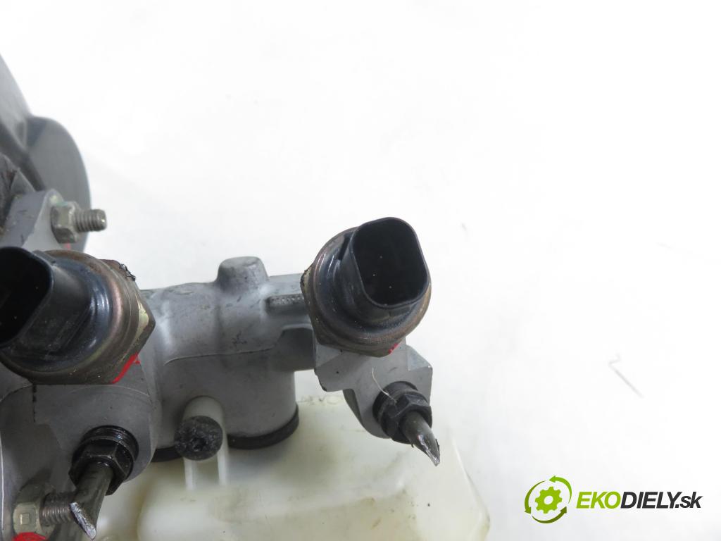 BMW 3 Compact (E46) HB 2002 85,00 1.8 316 ti 115 - N42 B18 A 1796,00 posilovač 6755278 (Servočerpadlo)