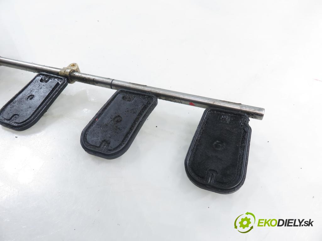 OPEL VECTRA C Kombi (Z02) KOMBI 2004 155,00 3.2 V6 - Z 32 SE 3175,00 Nastavovač zvod, potrubie  (Motorček ostatné)