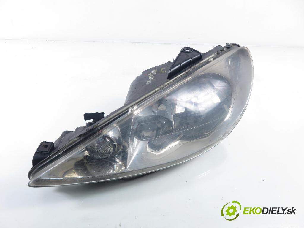 PEUGEOT 206 liftback (2A/C) HB 2005 51,00 1.4 HDi - 8HX (DV4TD) 1398,00 Svetlo LP 9628666880